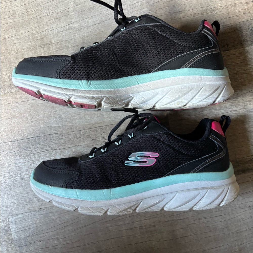 Skechers Black and Pink Sneakers with Cushioned Comfort